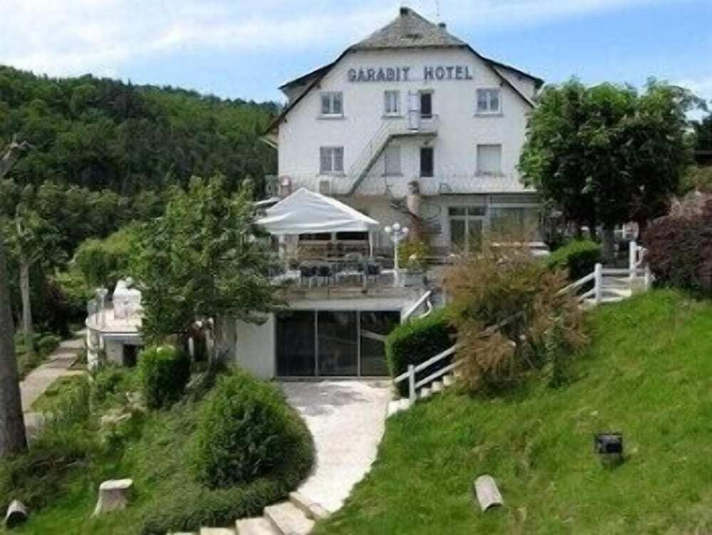 Garabit Hotel Anglards de Saint Flour Ngoại thất bức ảnh