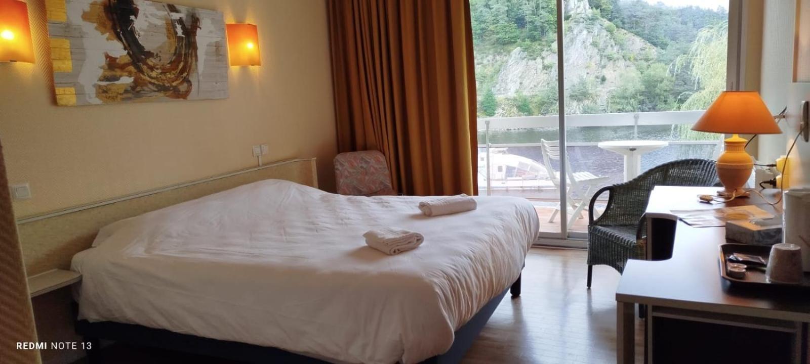 Garabit Hotel Anglards de Saint Flour Ngoại thất bức ảnh