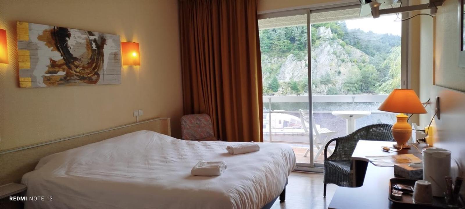 Garabit Hotel Anglards de Saint Flour Ngoại thất bức ảnh
